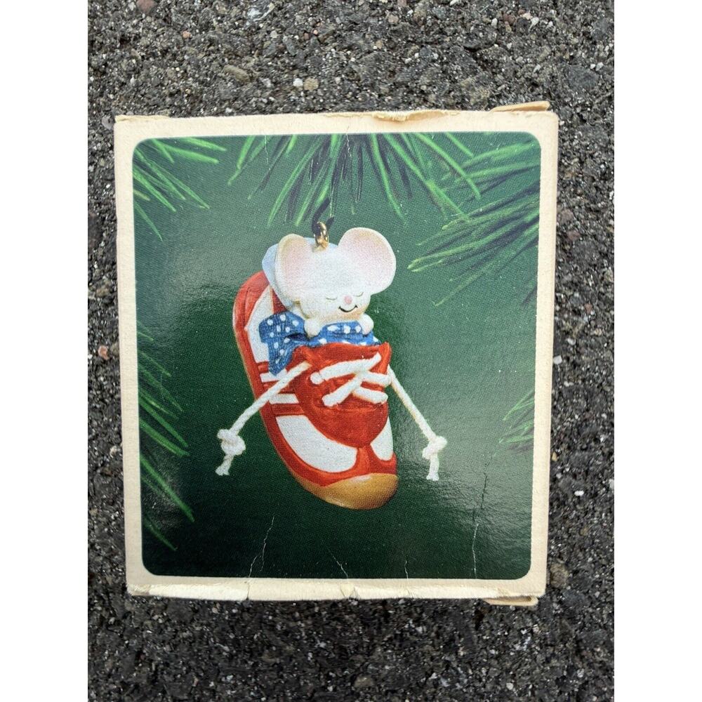 1983 Sneaker Mouse Hallmark Keepsake Ornament in Box Jogger Runner Walker